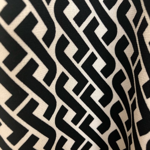 Halter-style Jumpsuit - Picture 5 of 5